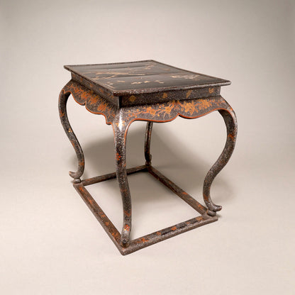 黑漆螺鈿花鳥紋花臺