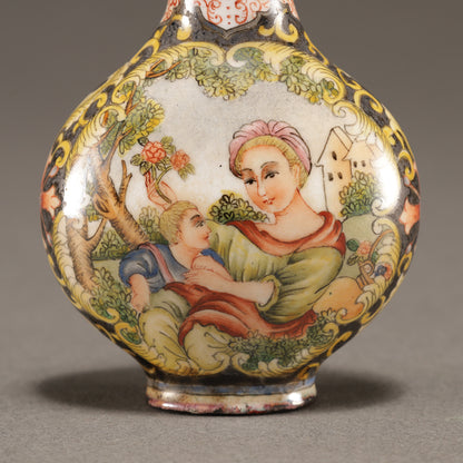 琺瑯人物図鼻煙壺