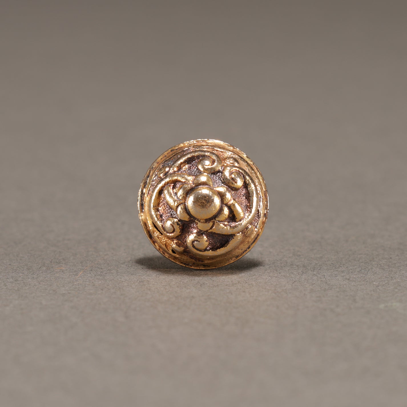 琺瑯人物図鼻煙壺