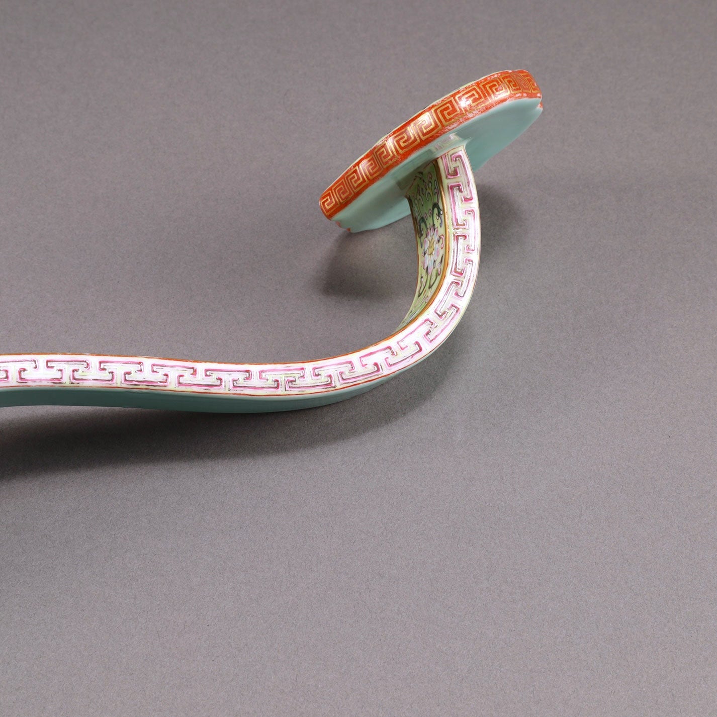 Famille-Rose Enamel Ruyi Scepter with Lotus and Bat Design