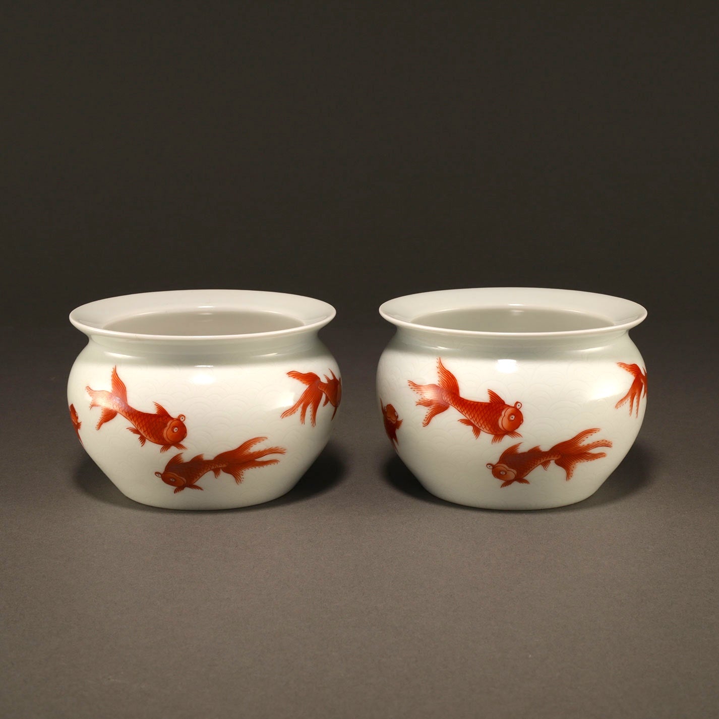 Iron-Red Fish and Wave Jar (Pair) [Z0185]