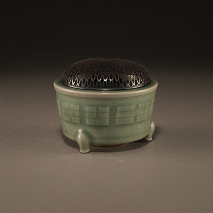 龍泉窯青瓷三足爐