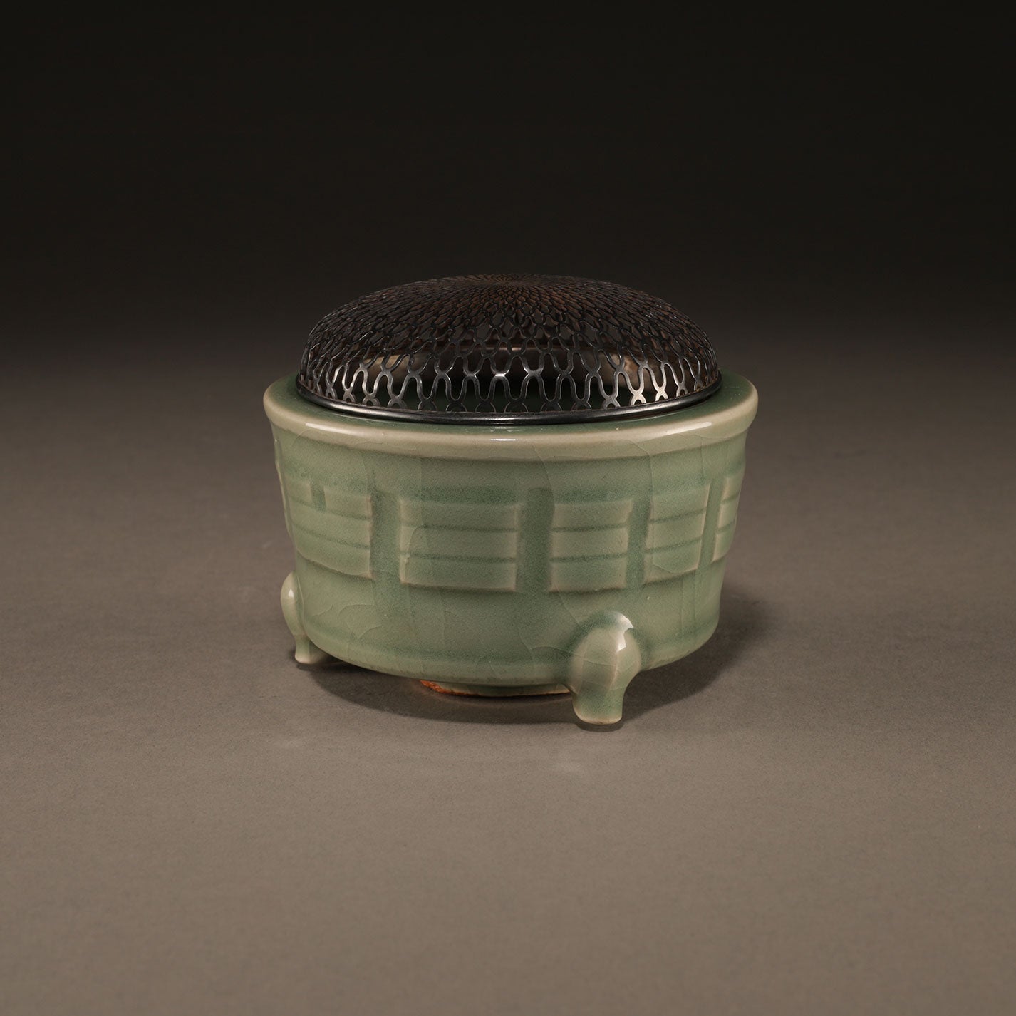 龍泉窯青瓷三足爐