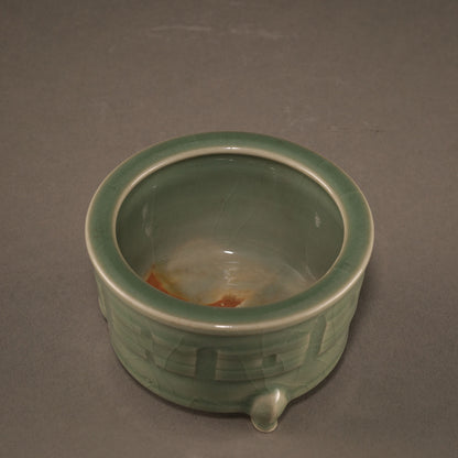 龍泉窯青瓷三足爐