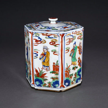 Famille Verte Hexagonal Cricket Jar with Figures [Z0443]