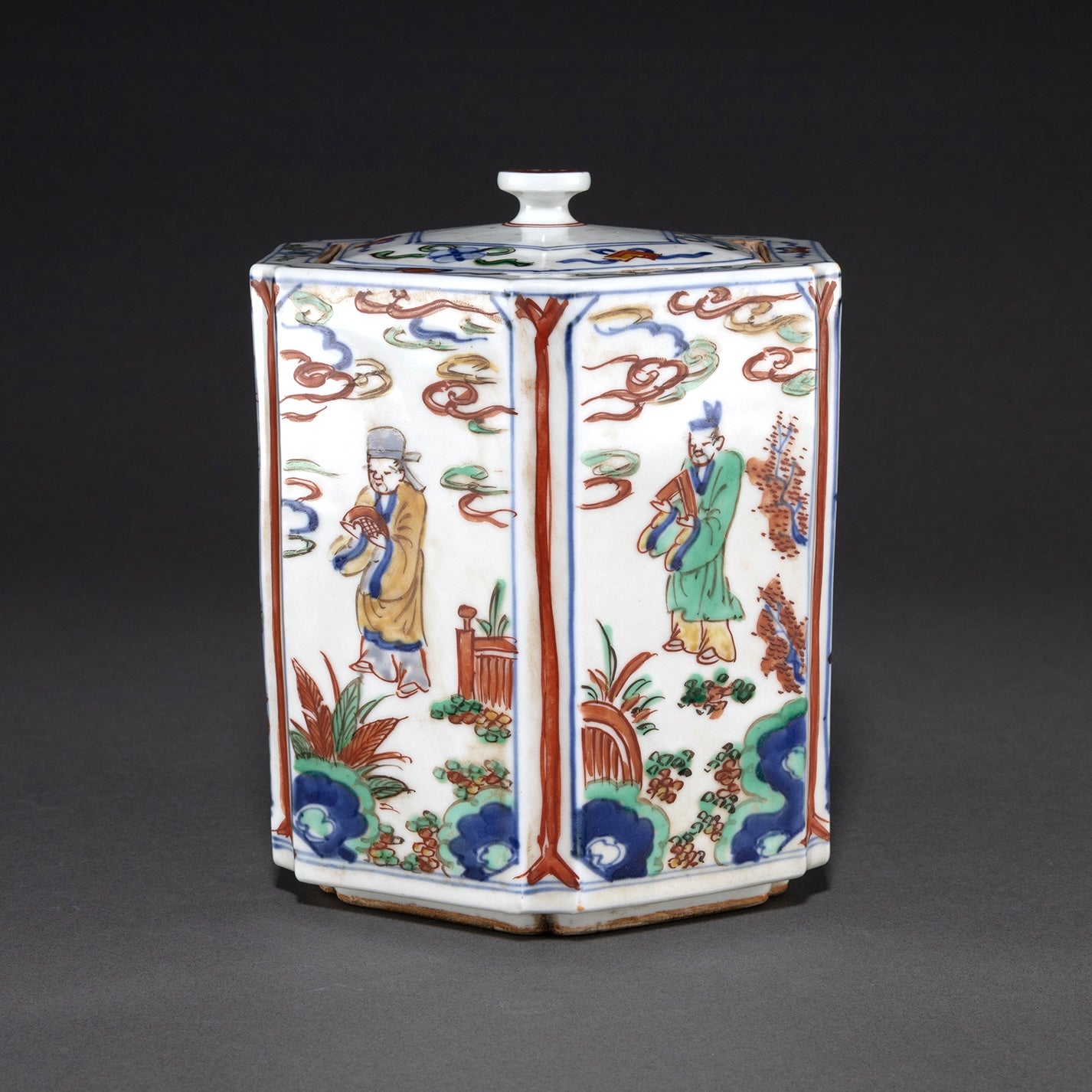 Famille Verte Hexagonal Cricket Jar with Figures [Z0443]
