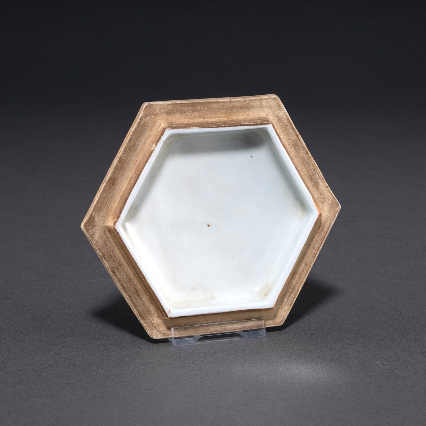 Famille Verte Hexagonal Cricket Jar with Figures [Z0443]