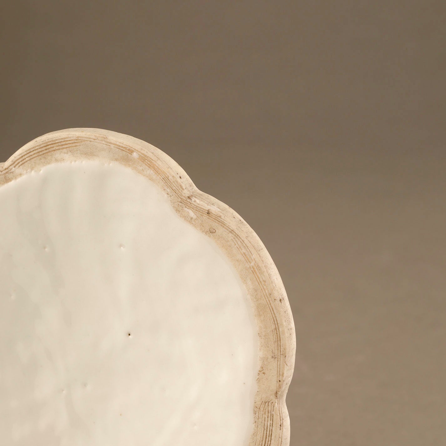 五彩龍紋蟋蟀罐