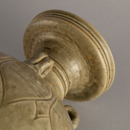 青瓷蓮花紋四耳瓶