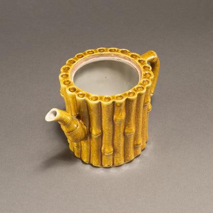 黄釉竹節形茶壺