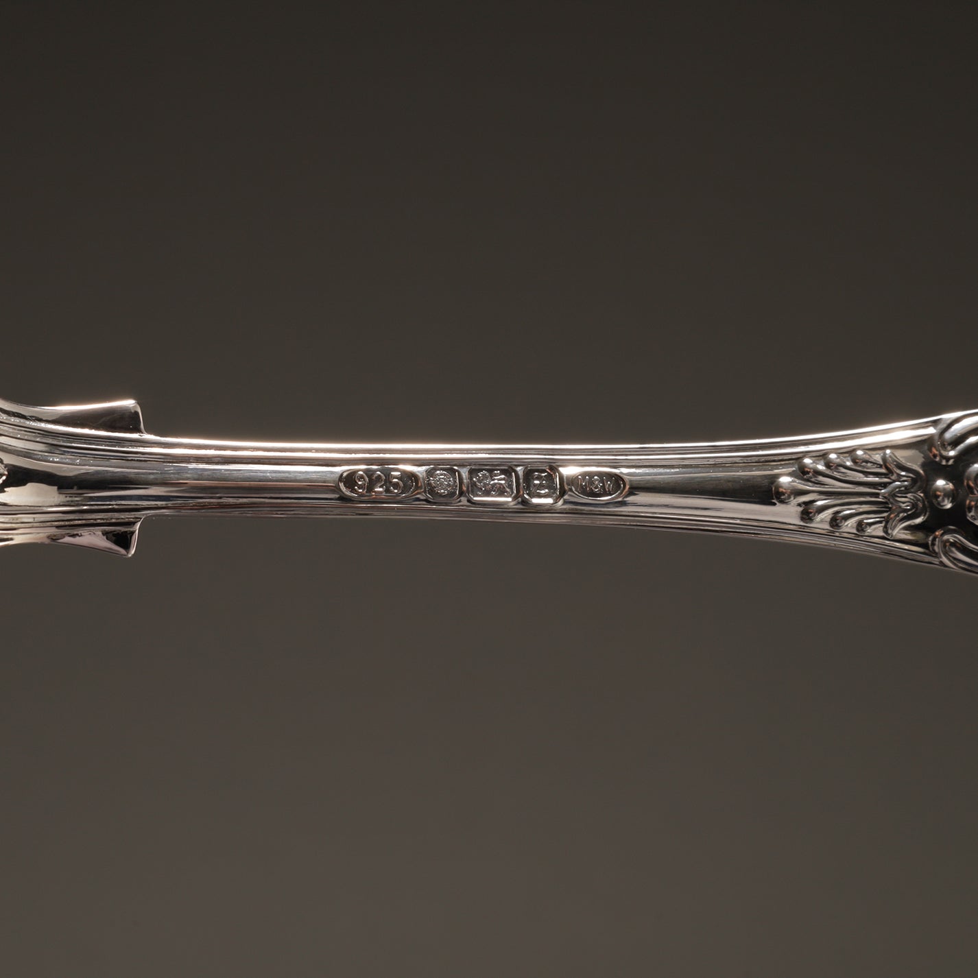 MAPPIN & WEBB / Assorted Silver Cutlery (44 pcs)