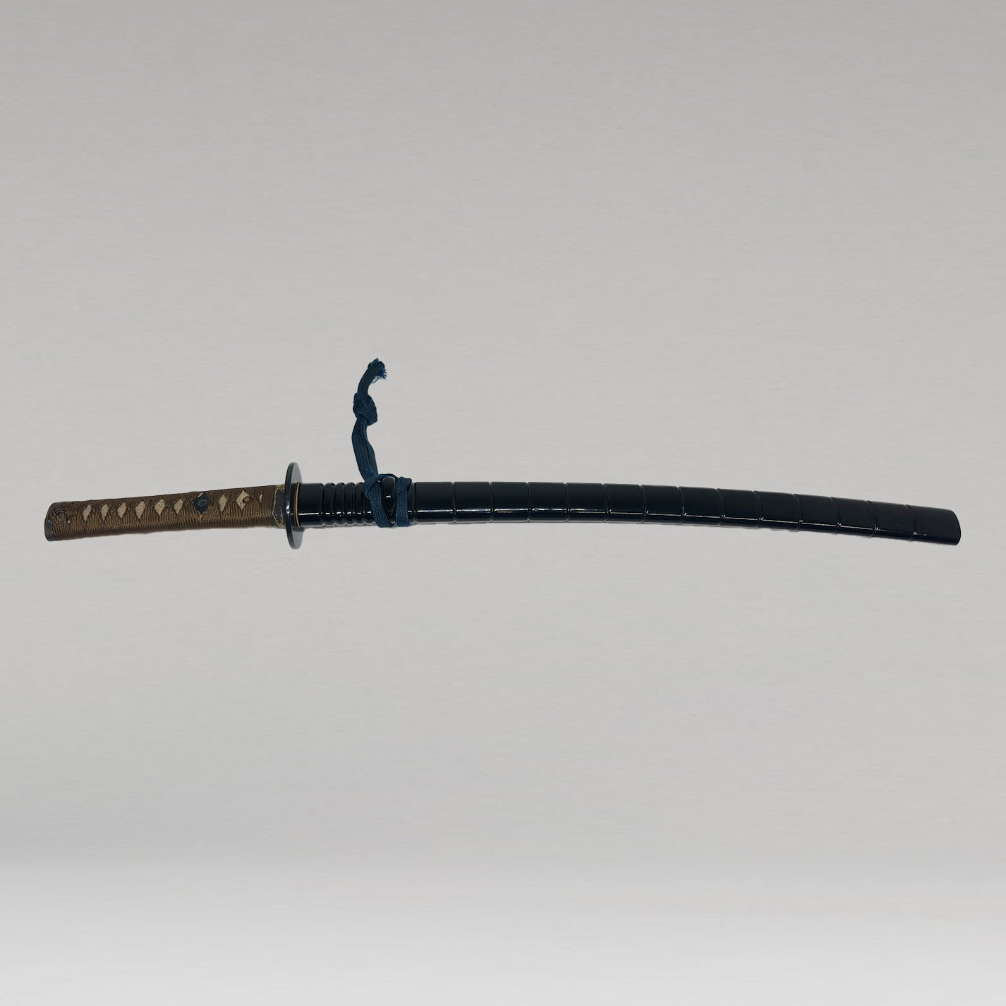 黒漆塗印籠刻腰千段刻鞘脇差拵